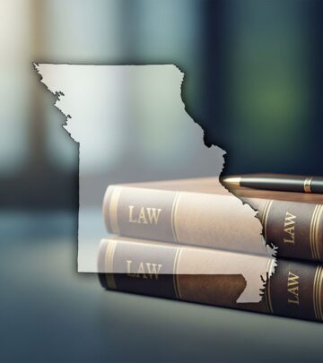 Understand Missouri’s residency rules, grounds, court process, and key decisions before filing for divorce.